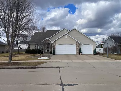 4226 E Appleseed Dr, Appleton, WI 54913