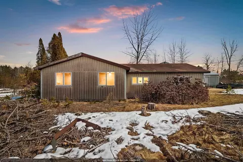 1610 Kenny Dr, Crivitz, WI 54114