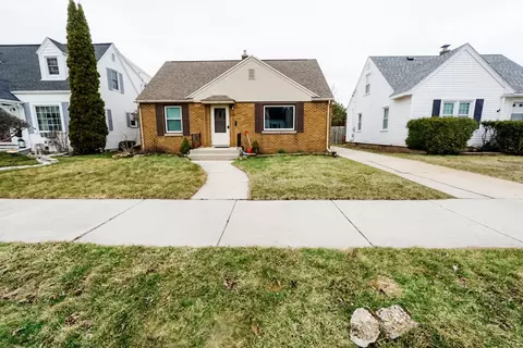 1344 School Ave, Sheboygan, WI 53081