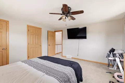 Bedroom - 606 E Florida Ave, Appleton, WI 54911 photo 4 of 8