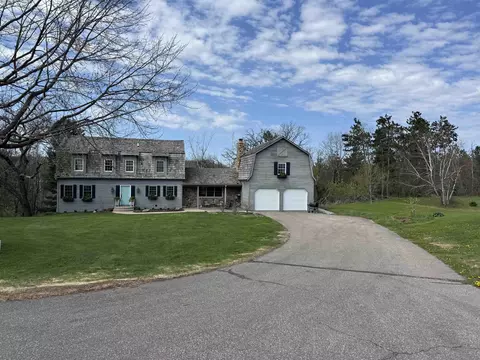 8716 Fountain Grove Rd, Amherst, WI 54406
