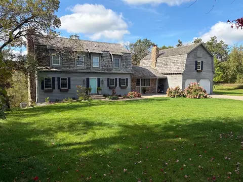 8716 Fountain Grove Rd, Amherst, WI 54406