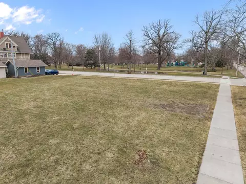 229 N Union St, Appleton, WI 54911 photo 8