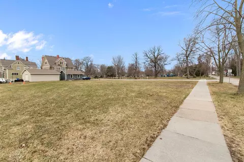 229 N Union St, Appleton, WI 54911 photo 11