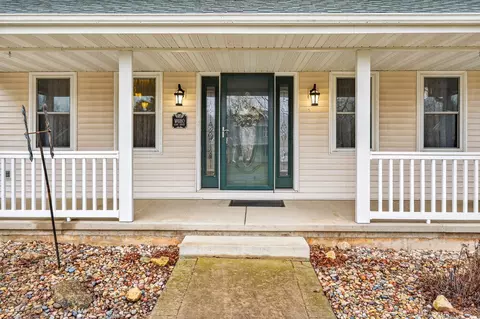 Exterior - w6180 Long Court, Appleton, WI 54914 photo 2 of 11