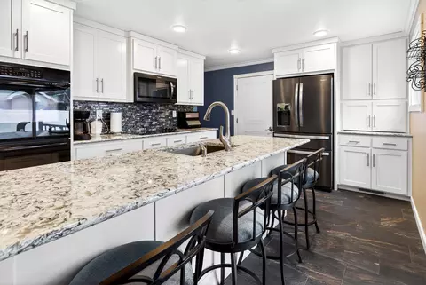 Kitchen - w6180 Long Court, Appleton, WI 54914 photo 6 of 6