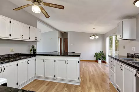 Kitchen - 211 N Kin St, Appleton, WI 54911 photo 2 of 2
