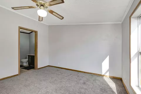 Bedroom - 211 N Kin St, Appleton, WI 54911 photo 6 of 6