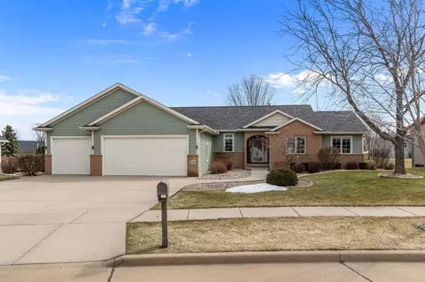 2304 Haysacher Ct, Kaukauna, WI 54130