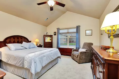 Bedroom - 2107 E Milestone Dr, Appleton, WI 54913 photo 1 of 4