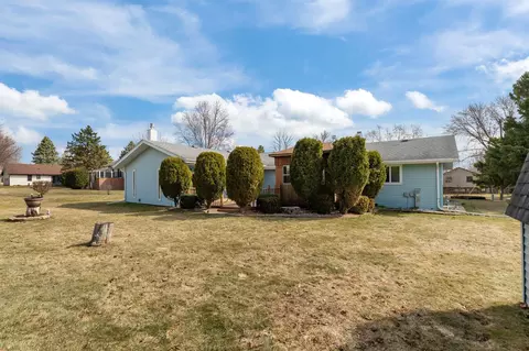 Exterior - n461 Mayflower Road, Appleton, WI 54914 photo 6 of 11