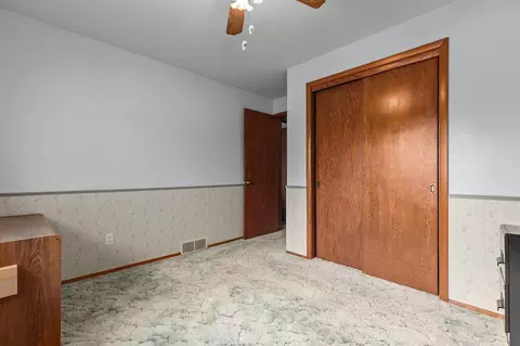 Bedroom - n461 Mayflower Road, Appleton, WI 54914 photo 1 of 6