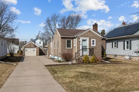 571 Grove St, Neenah, WI 54956