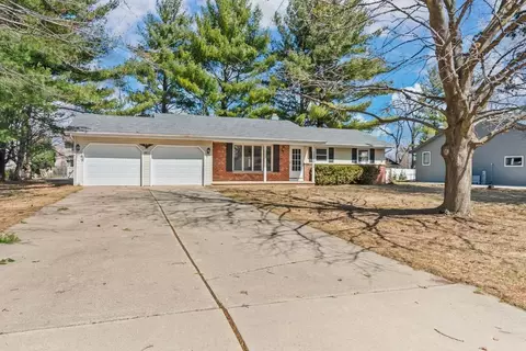 3026 Evergreen Ave, Green Bay, WI 54313