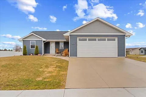 3020 S Weiler Rd, Kaukauna, WI 54130