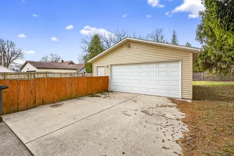 Exterior - 121 S Outagamie St, Appleton, WI 54914 photo 3 of 12