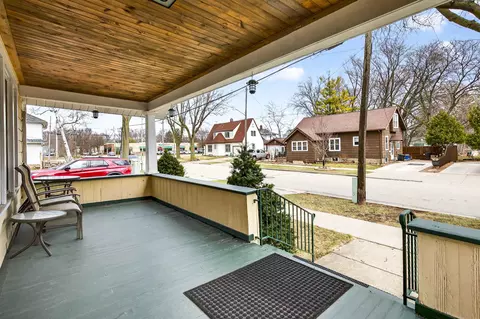 Exterior - 121 S Outagamie St, Appleton, WI 54914 photo 2 of 12
