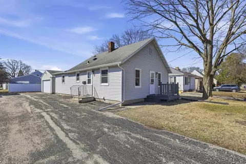 1001 W Grant St, Appleton, WI 54914