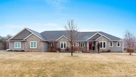 2875 Stone Creek Cir, Suamico, WI 54313