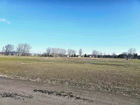 nana lane, Appleton, WI 54915 photo 4