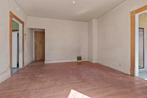 Living - 543 N State St, Appleton, WI 54911 photo 3 of 3