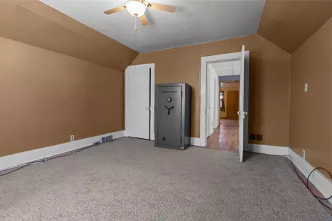 Bedroom - 543 N State St, Appleton, WI 54911 photo 5 of 7