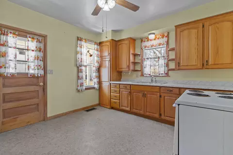 Kitchen - 543 N State St, Appleton, WI 54911 photo 1 of 4