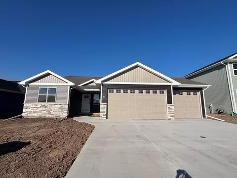 354 Satori Trl, Kimberly, WI 54136
