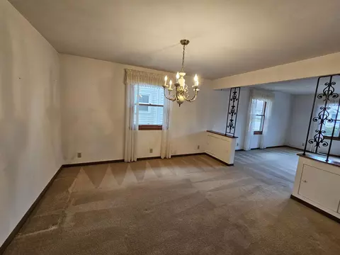 Living - 1823 N Alvin St, Appleton, WI 54911 photo 6 of 6