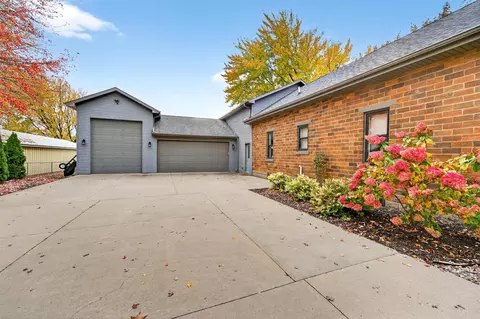 Exterior - 1881 W Main St, Appleton, WI 54911 photo 6 of 29
