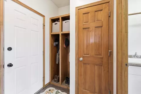 Entry Way - 1081 S Violet Ln, Appleton, WI 54914 photo 1 of 1