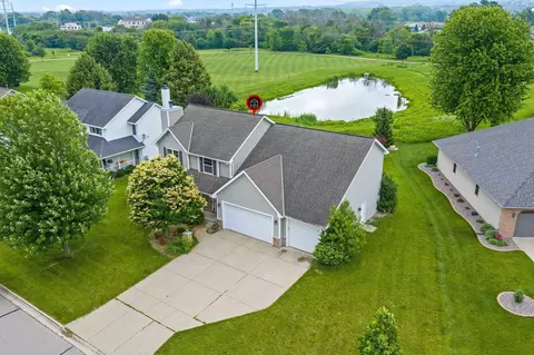 515 Winding Waters Way, De Pere, WI 54115
