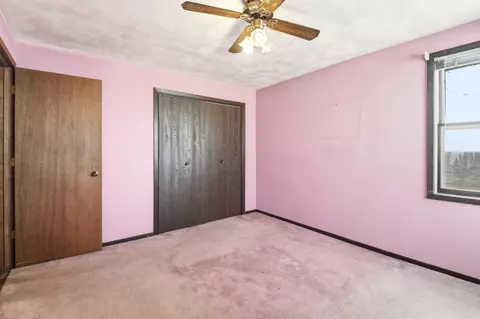 Bedroom - 805 Paramount Dr, Chilton, WI 53014 photo 4 of 5