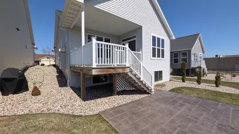 Exterior - 4499 W Trasino Way, Appleton, WI 54913 photo 3 of 4