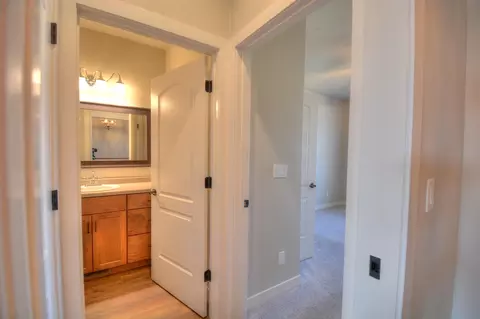 Entry Way - 4499 W Trasino Way, Appleton, WI 54913 photo 4 of 5