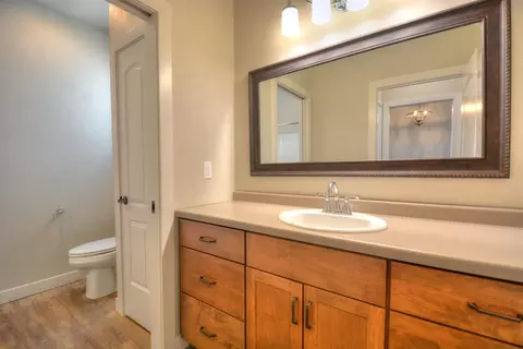 Bath - 4499 W Trasino Way, Appleton, WI 54913 photo 3 of 8