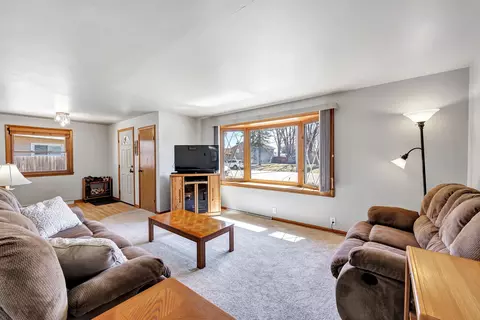 Living - 114 W Wilson Ave, Appleton, WI 54915 photo 1 of 2