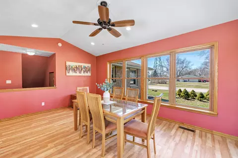 Dining - 114 W Wilson Ave, Appleton, WI 54915 photo 2 of 3