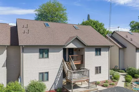 n10911 Peshtigo River Lane #14, Crivitz, WI 54114