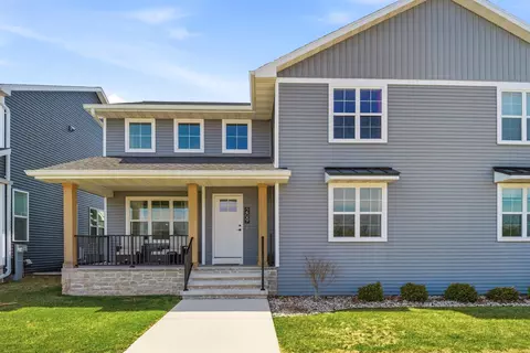 209 Red Cedar Pkwy, Kimberly, WI 54136