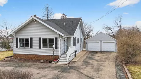 1721 W Main St, Little Chute, WI 54911
