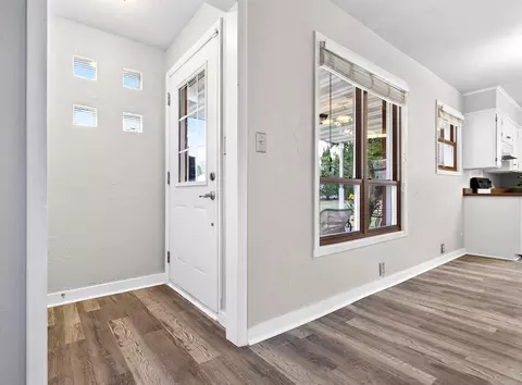 Entry Way - 22 Johnson Ct, Appleton, WI 54915 photo 1 of 2