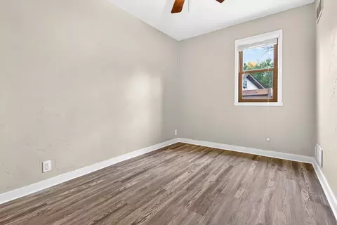 Bedroom - 22 Johnson Ct, Appleton, WI 54915 photo 4 of 9
