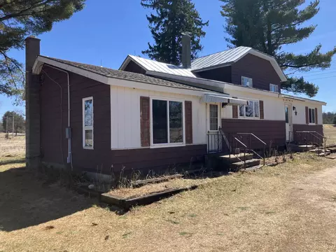 w6932 Alp Court, Wild Rose, WI 54984