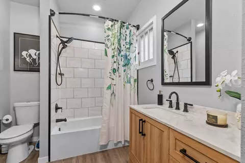 Bath - 1354 W 2nd St, Appleton, WI 54914 photo 1 of 4