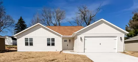 426 Village Ln, Ripon, WI 54971