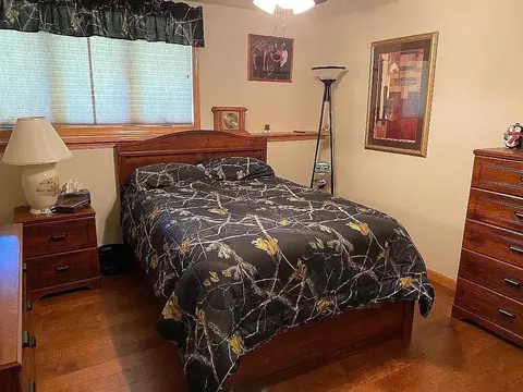 Bedroom - 4928 N Meade St, Appleton, WI 54913 photo 3 of 5