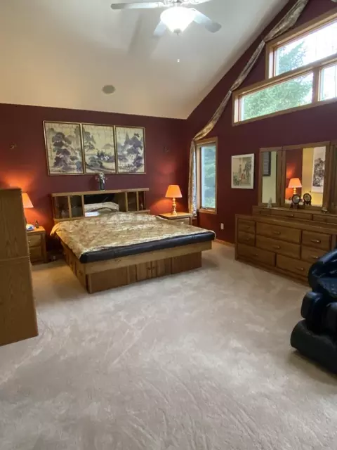 Bedroom - 4928 N Meade St, Appleton, WI 54913 photo 1 of 5