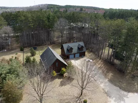 n2208 Cleghorn Road, Waupaca, WI 54981