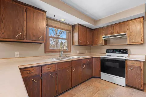 Kitchen - 2245 Larkspur Dr, Appleton, WI 54915 photo 1 of 2